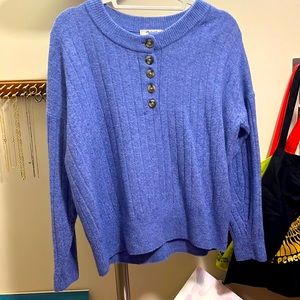 Madewell blue sweater button small pullover